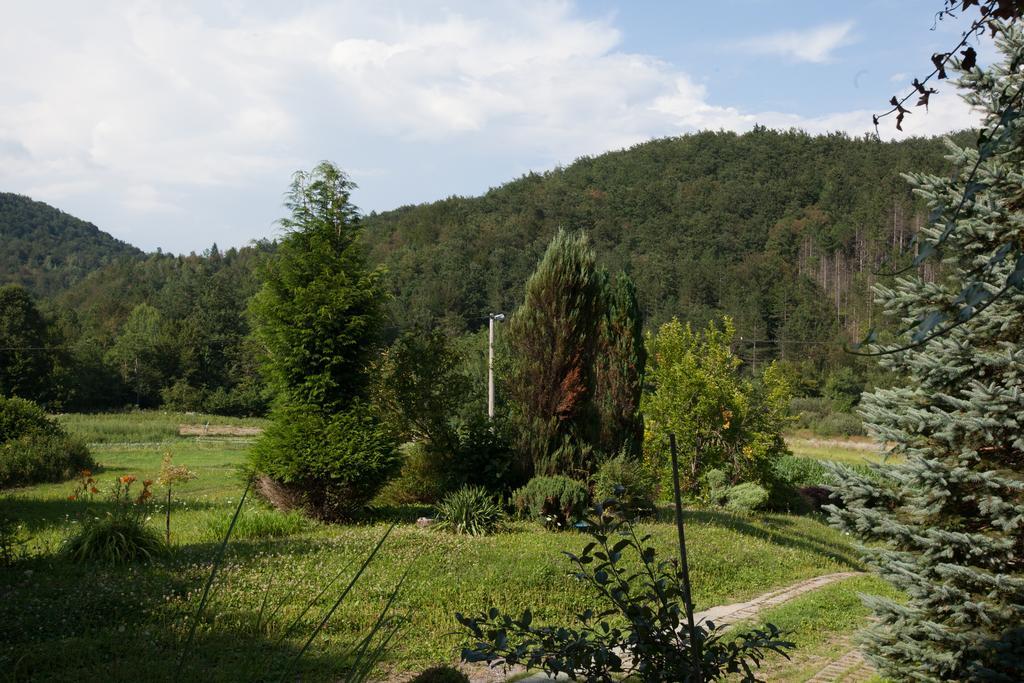 אוגולין Holiday Home Tin מראה חיצוני תמונה