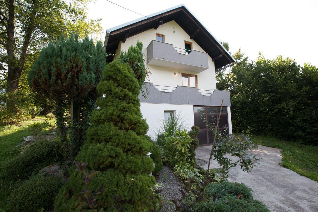 אוגולין Holiday Home Tin מראה חיצוני תמונה